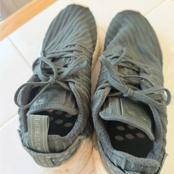 Adidas NMD R2 Boost Utility Green Women’s Size 9.5 Sneakers BA7261 - Picture 8 of 8